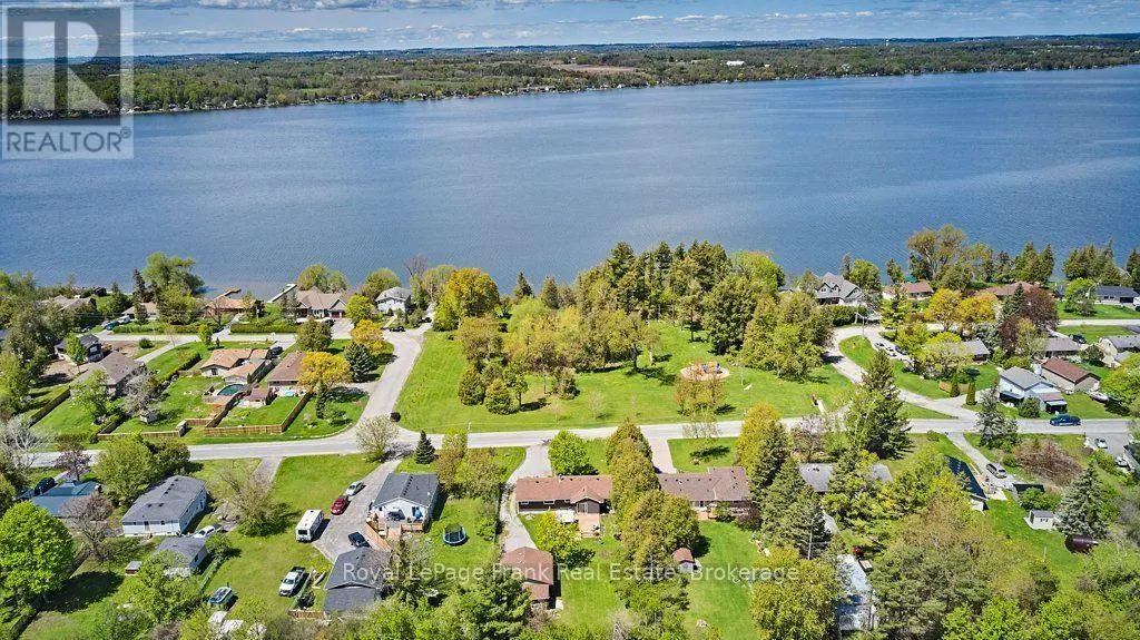 34 PLEASANT VIEW AVENUE