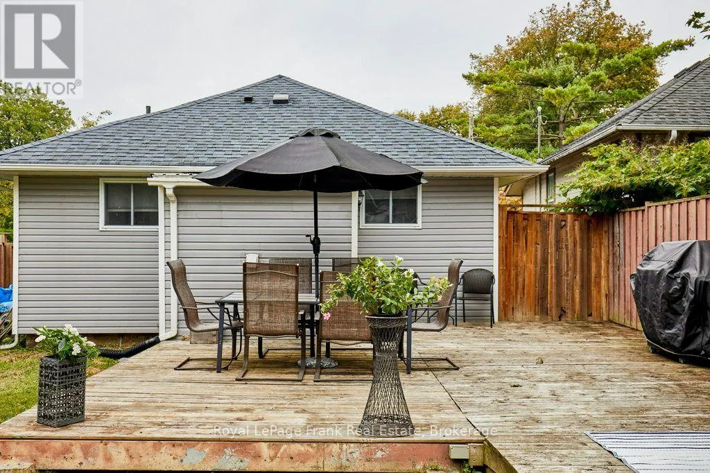 34 PLEASANT VIEW AVENUE