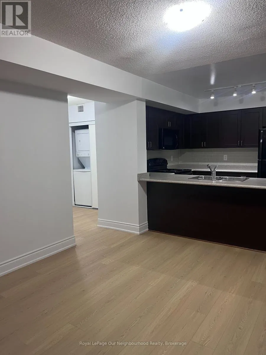 402 - 1600 CHARLES STREET #402