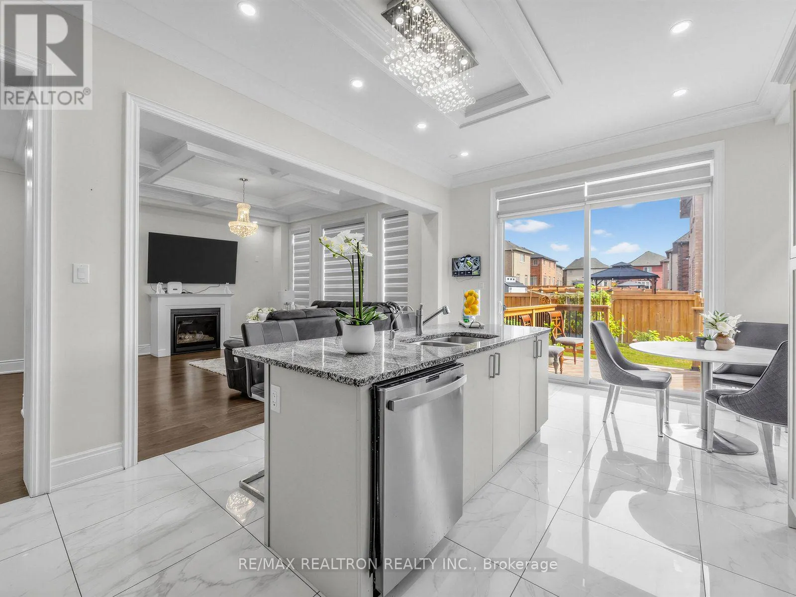 142 AUCKLAND DRIVE