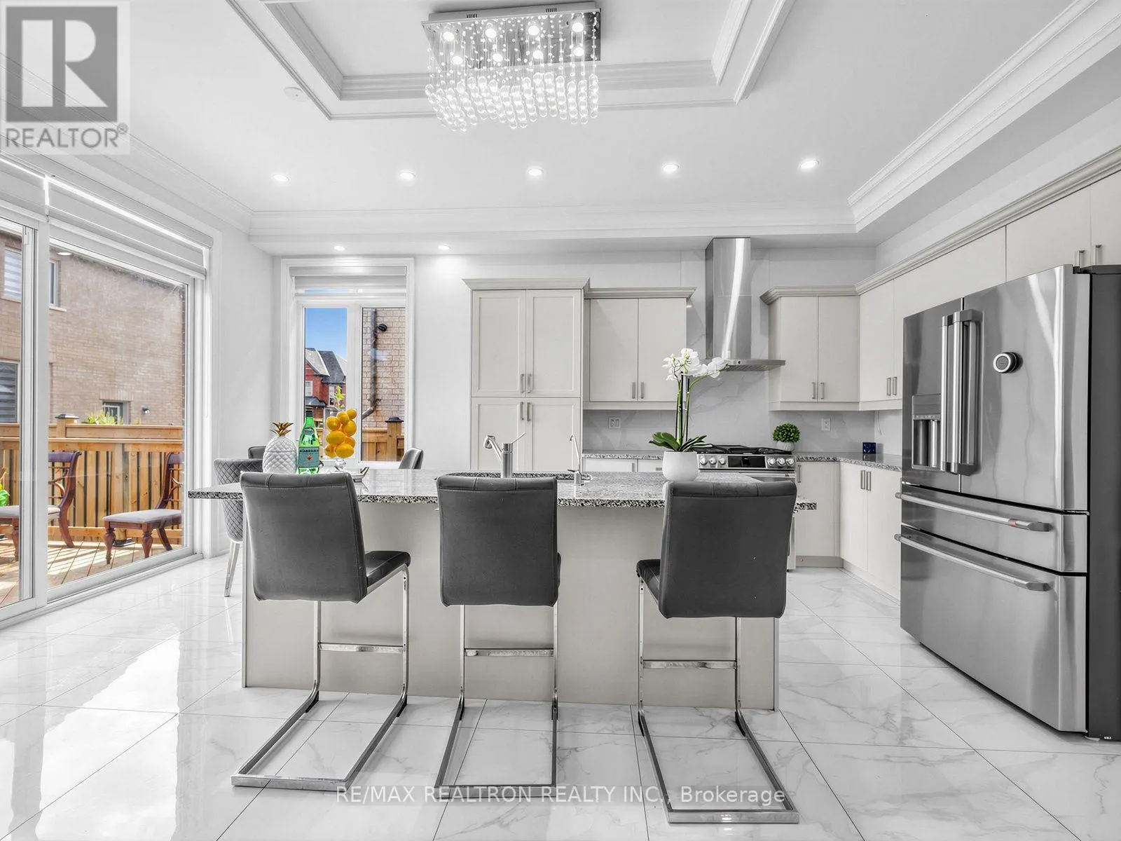 142 AUCKLAND DRIVE