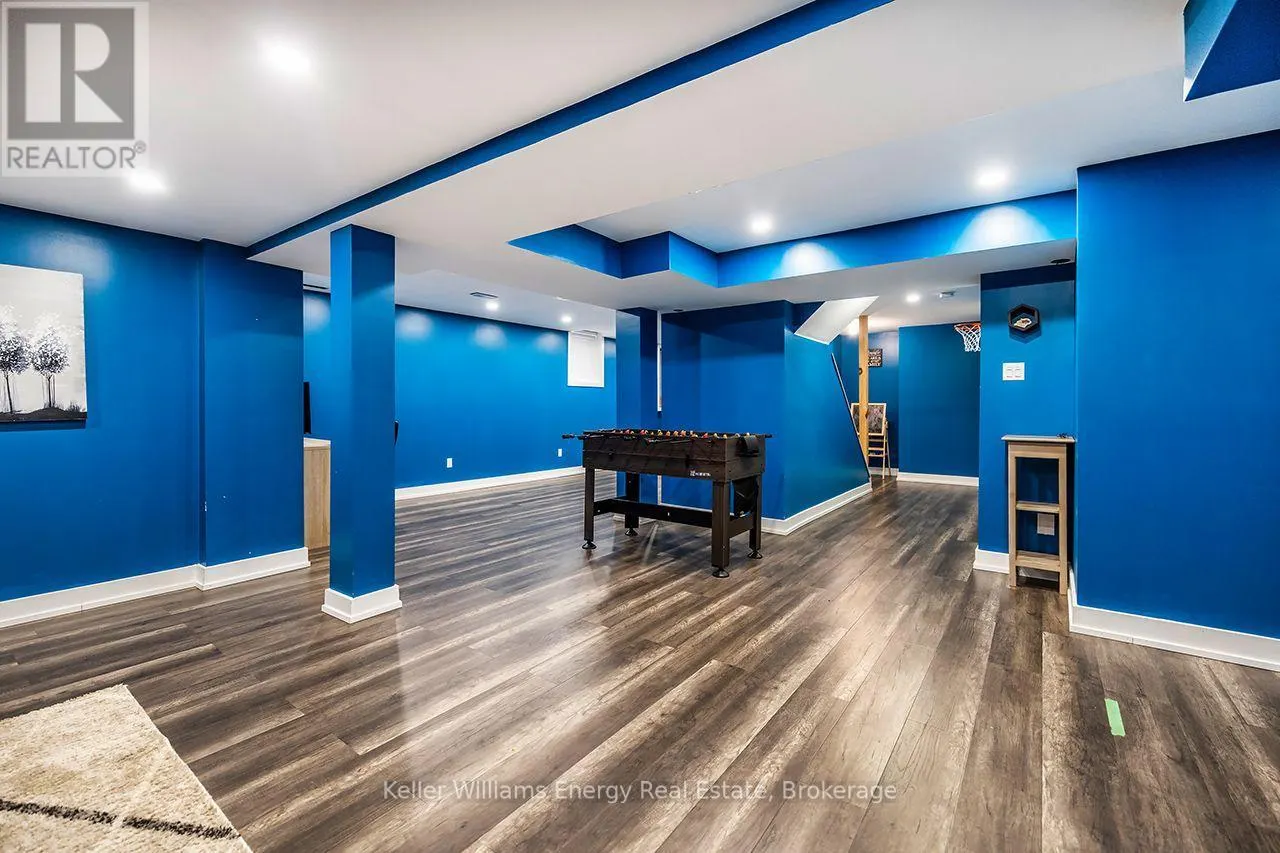 329 CHALLENGER COURT