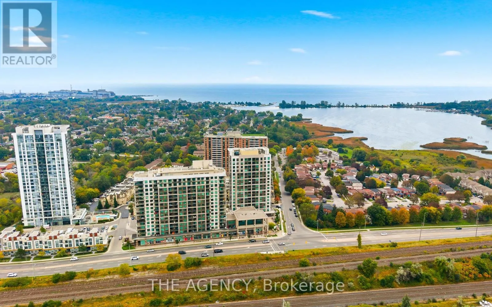 1406 - 1215 BAYLY STREET