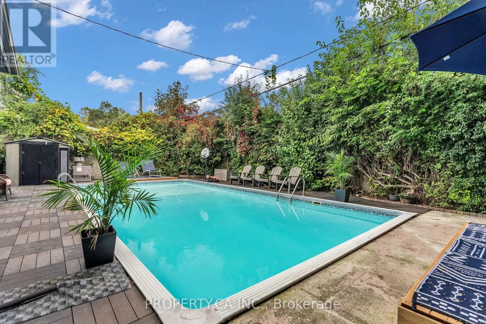 833 KROSNO BOULEVARD