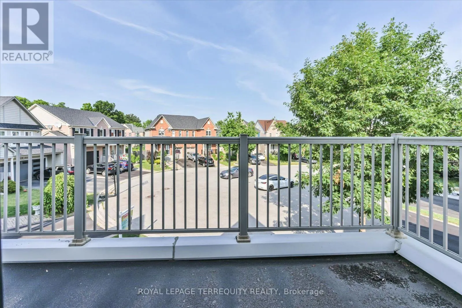 ROOM 1 - 55 RUSHBROOKE WAY