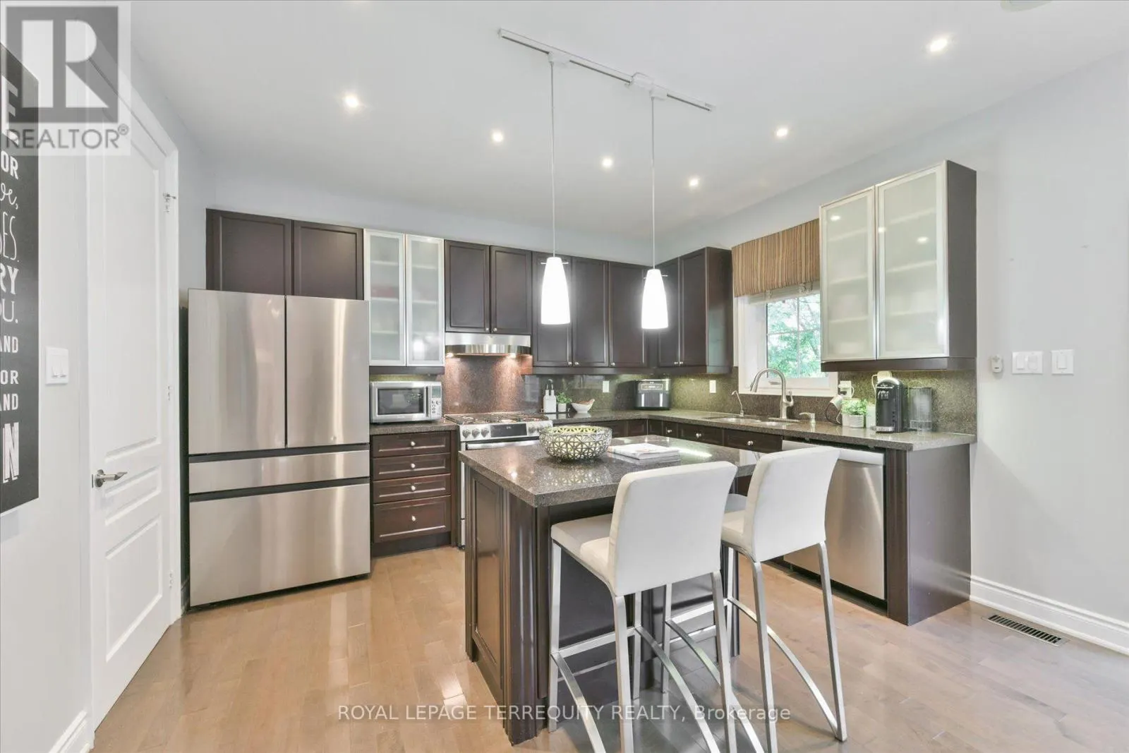 ROOM 1 - 55 RUSHBROOKE WAY
