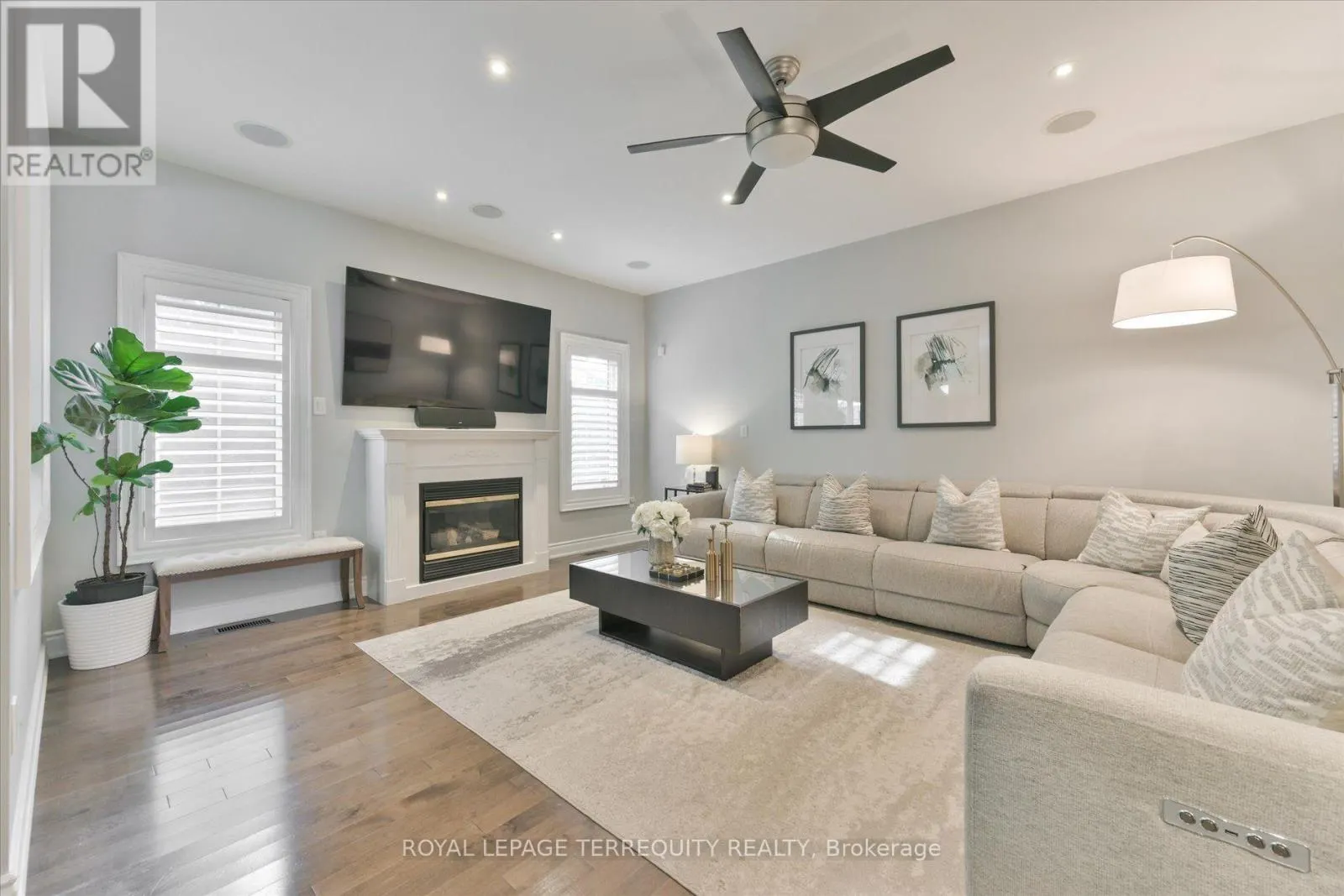 ROOM 2 - 55 RUSHBROOKE WAY