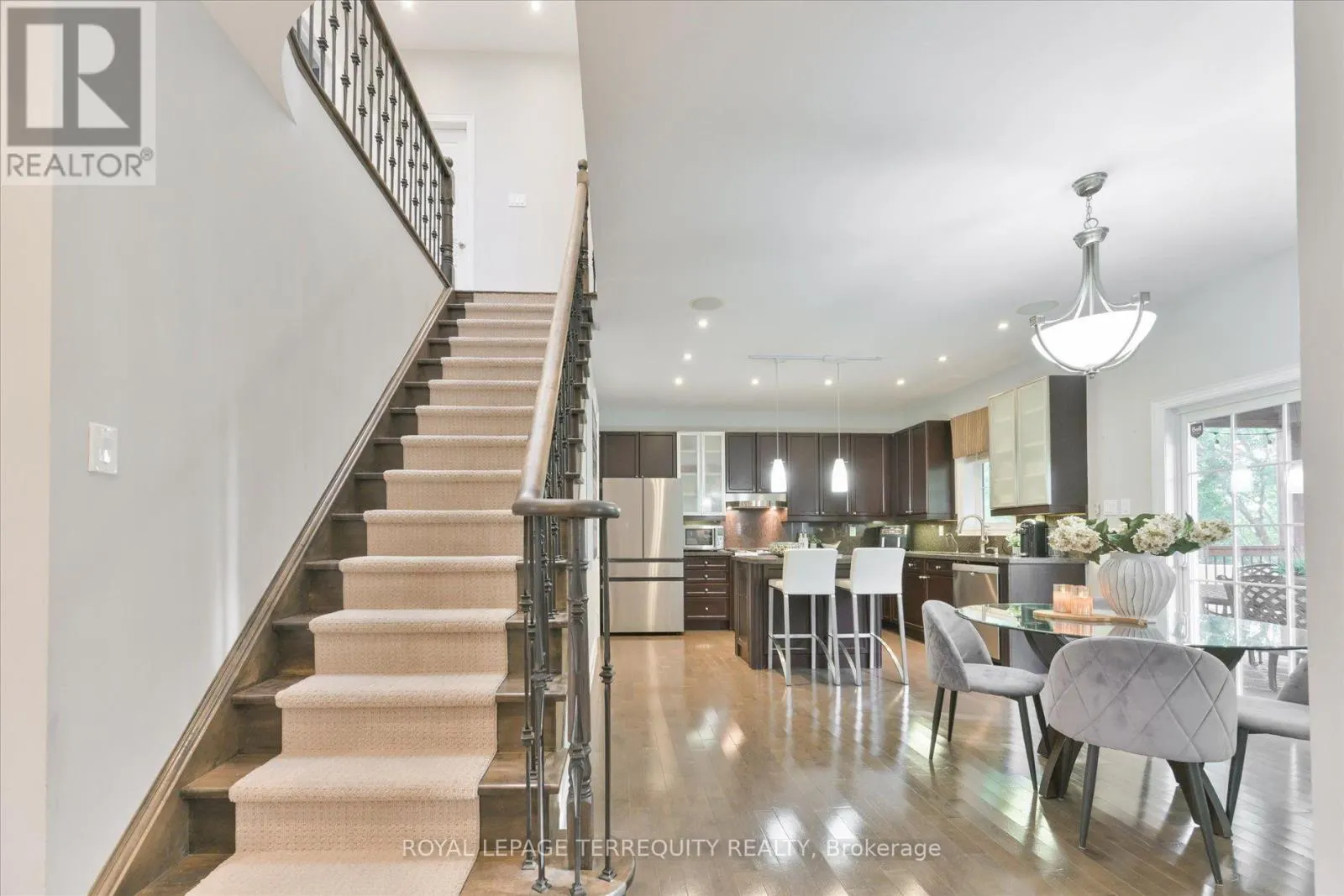ROOM 2 - 55 RUSHBROOKE WAY
