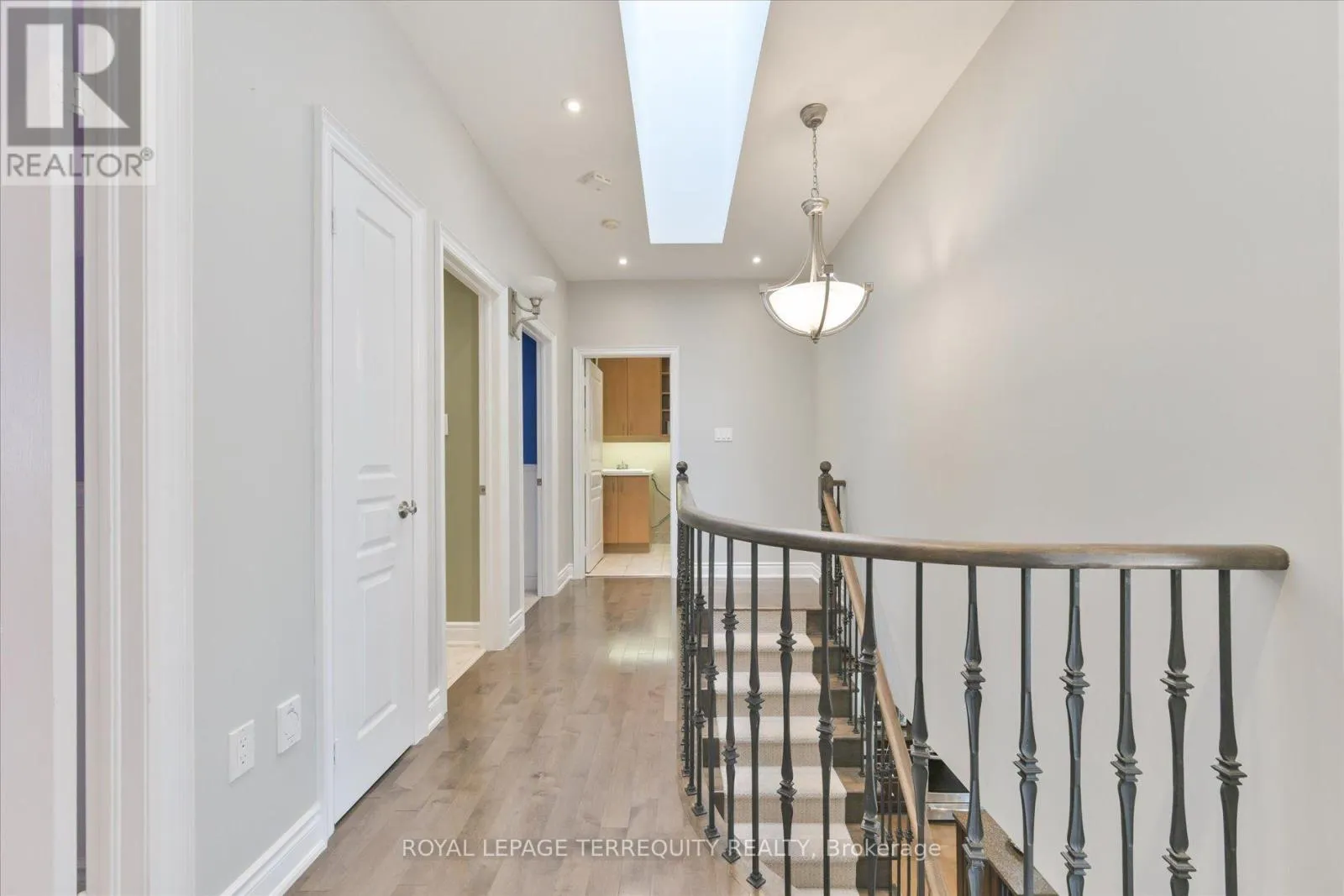 ROOM 2 - 55 RUSHBROOKE WAY