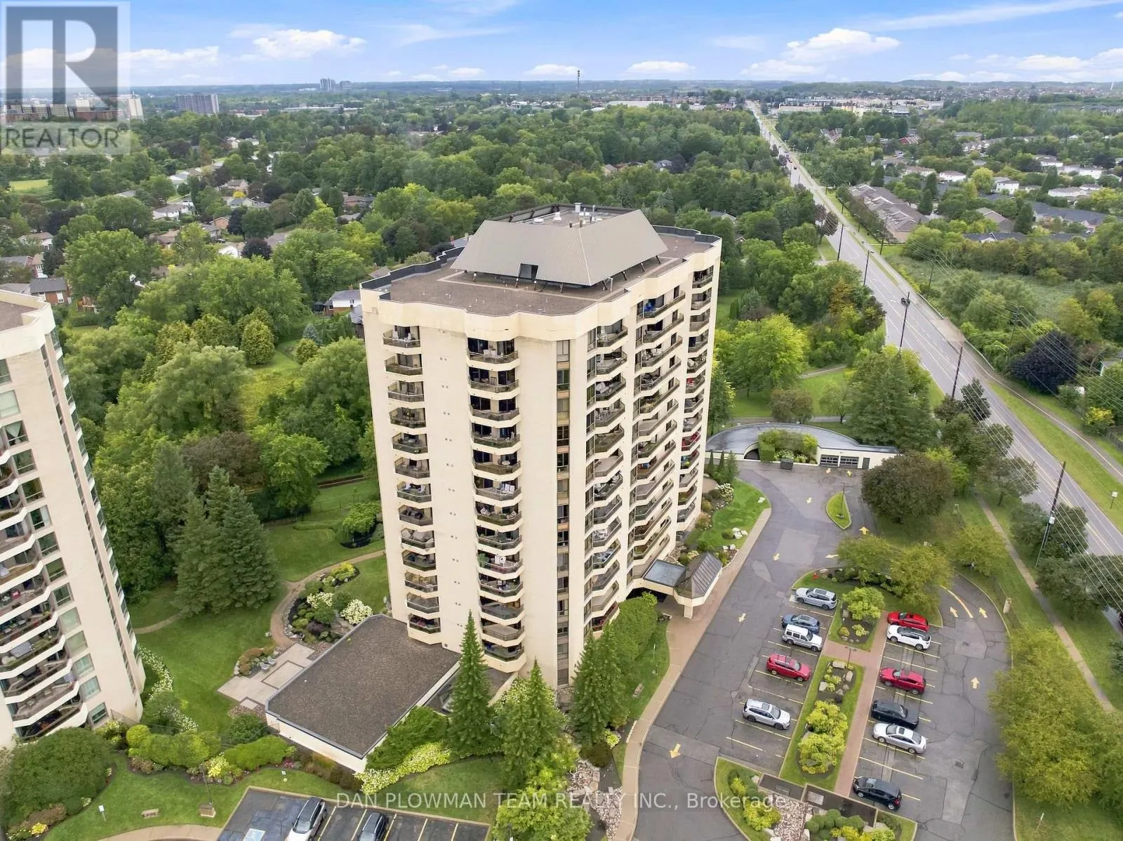 1003 - 900 WILSON ROAD N