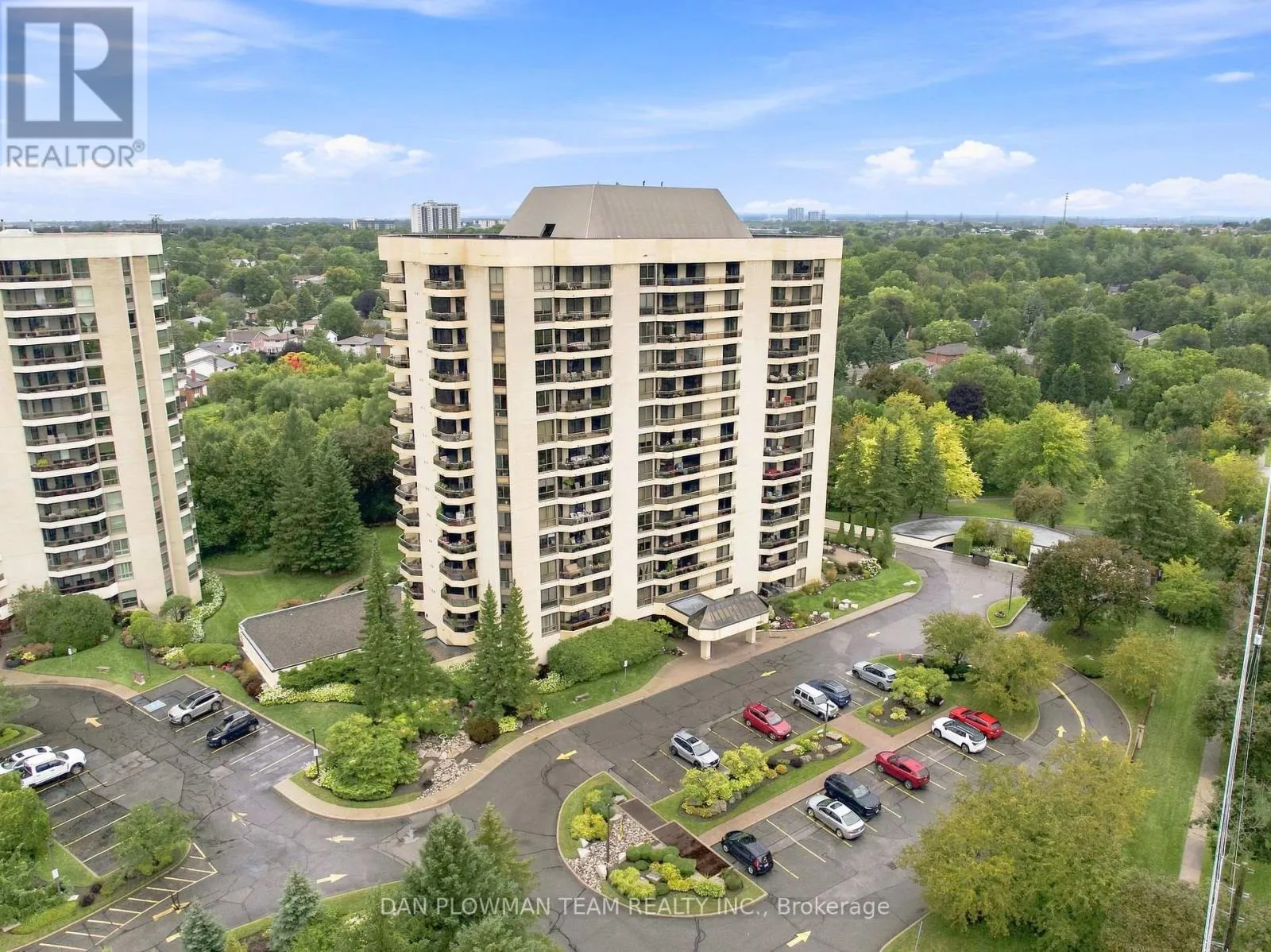 1003 - 900 WILSON ROAD N