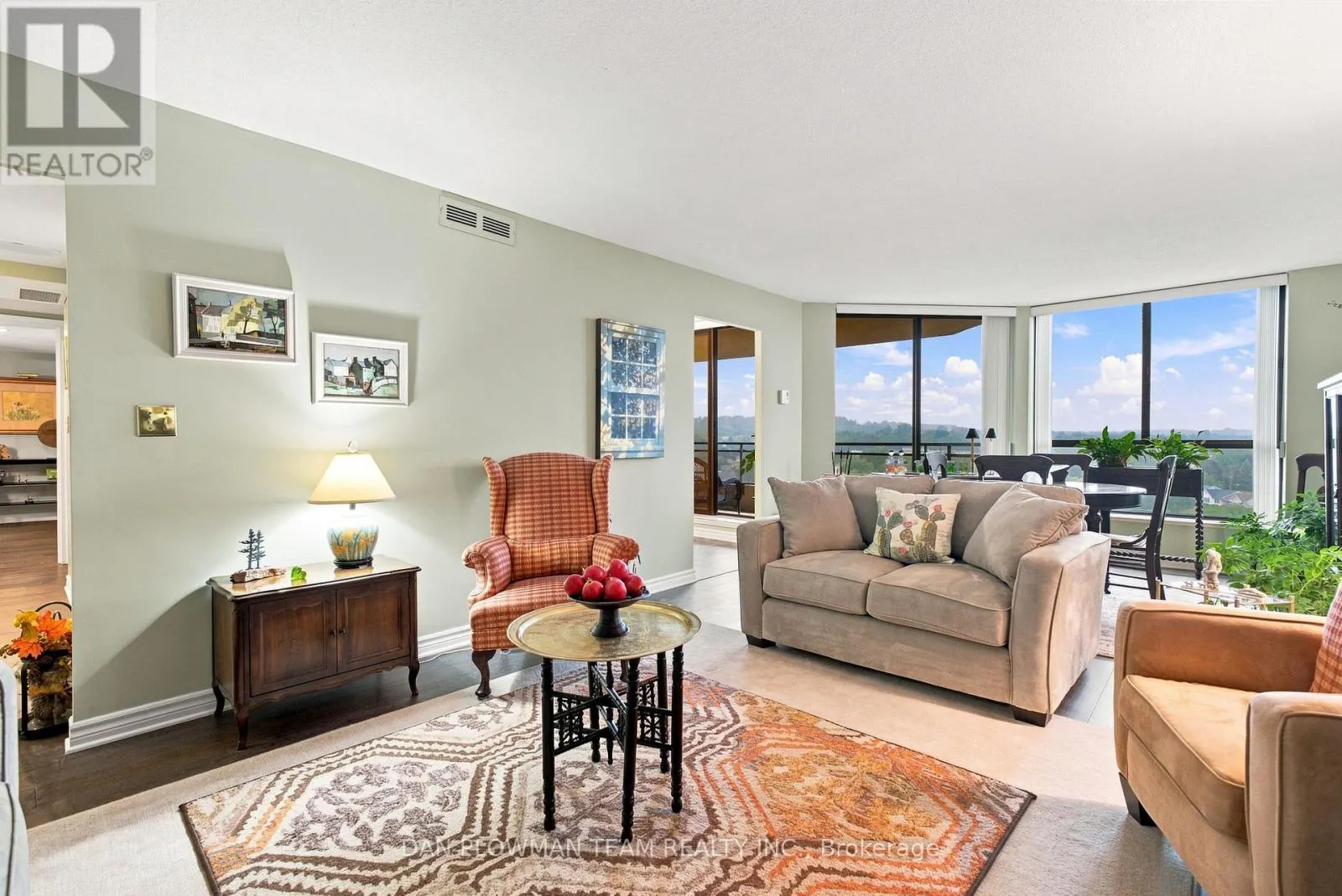 1003 - 900 WILSON ROAD N