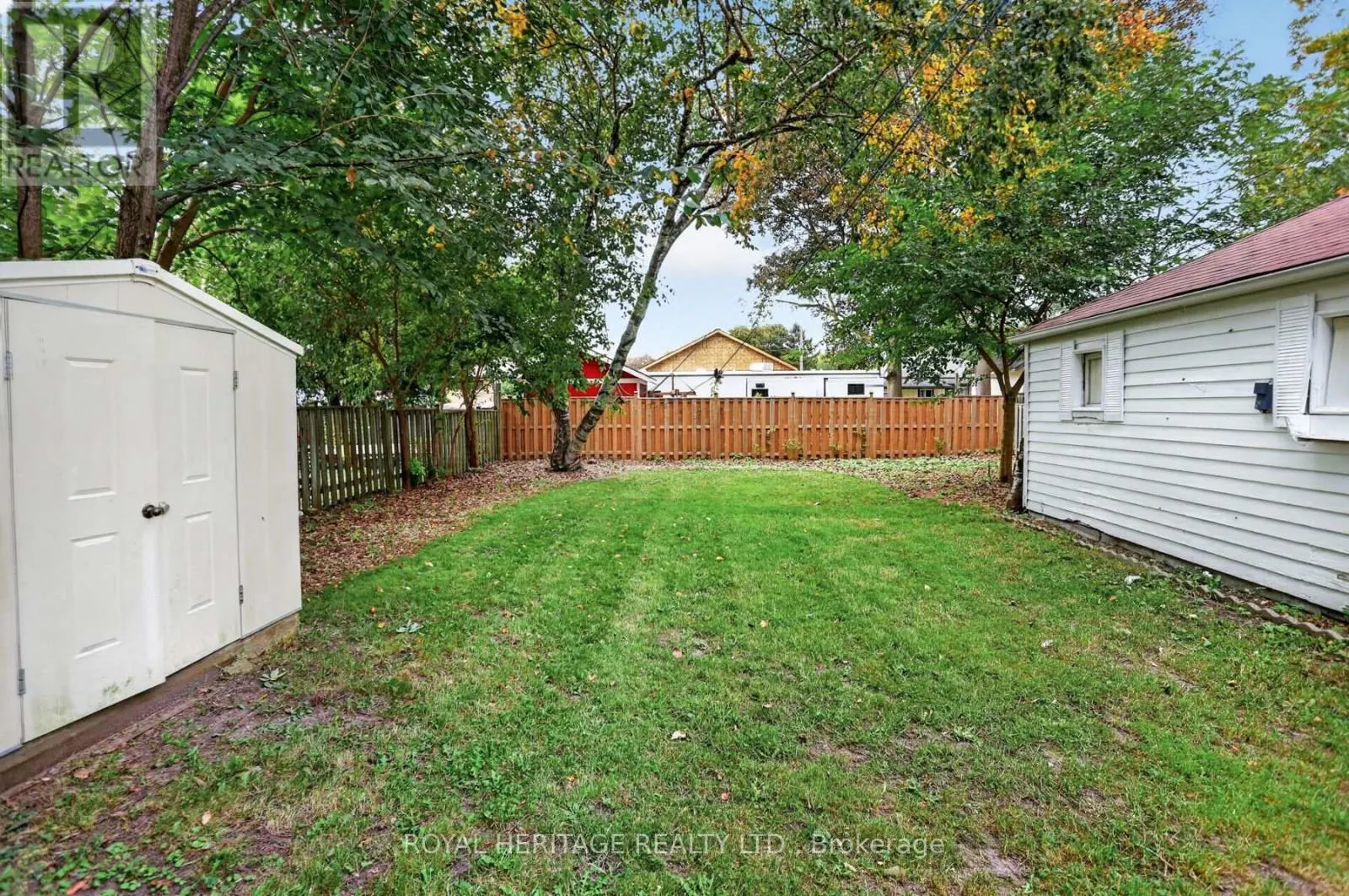 914 DONOVAN CRESCENT