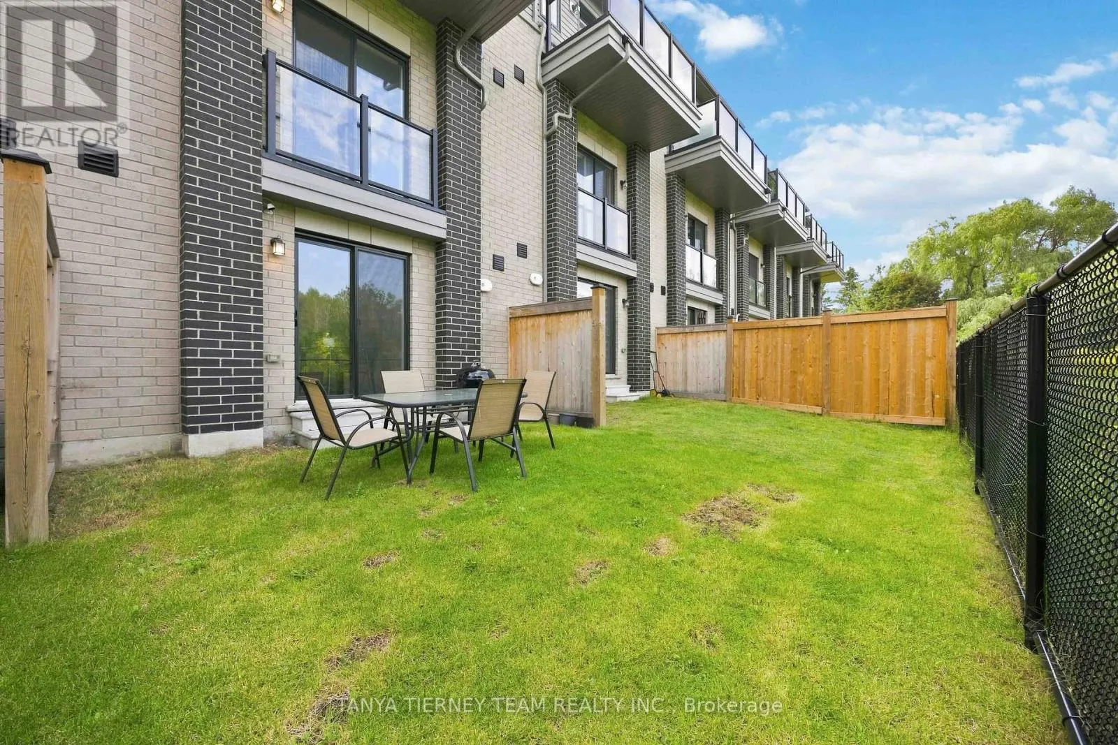 53 EMMAS WAY