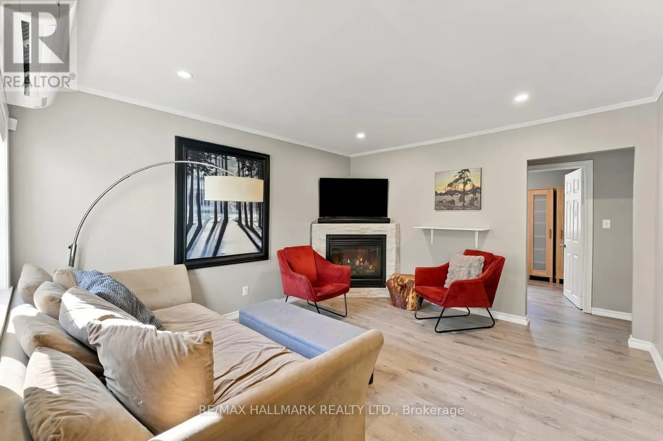 6 ALBERT STREET