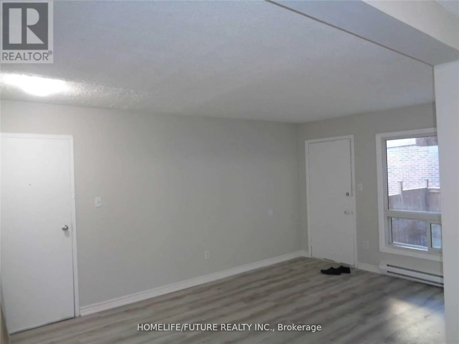 24 - 255 PORTER STREET
