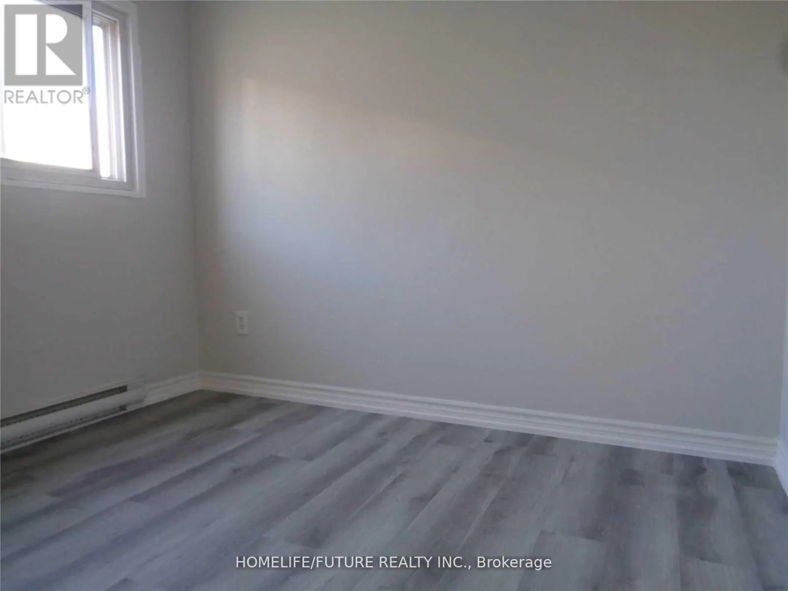 24 - 255 PORTER STREET