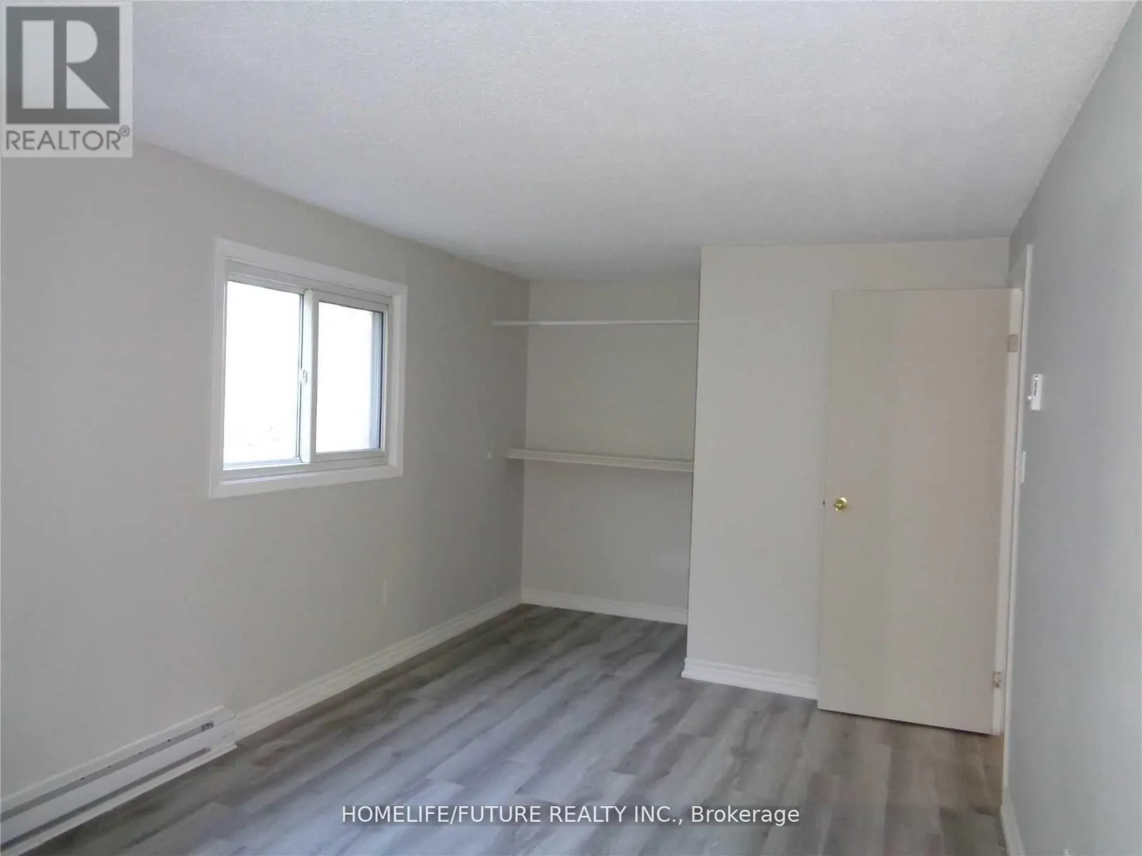 24 - 255 PORTER STREET