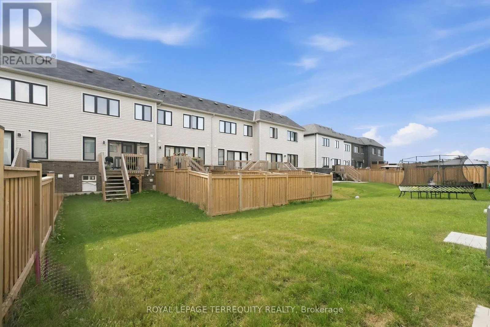 129 SAILORS LANDING