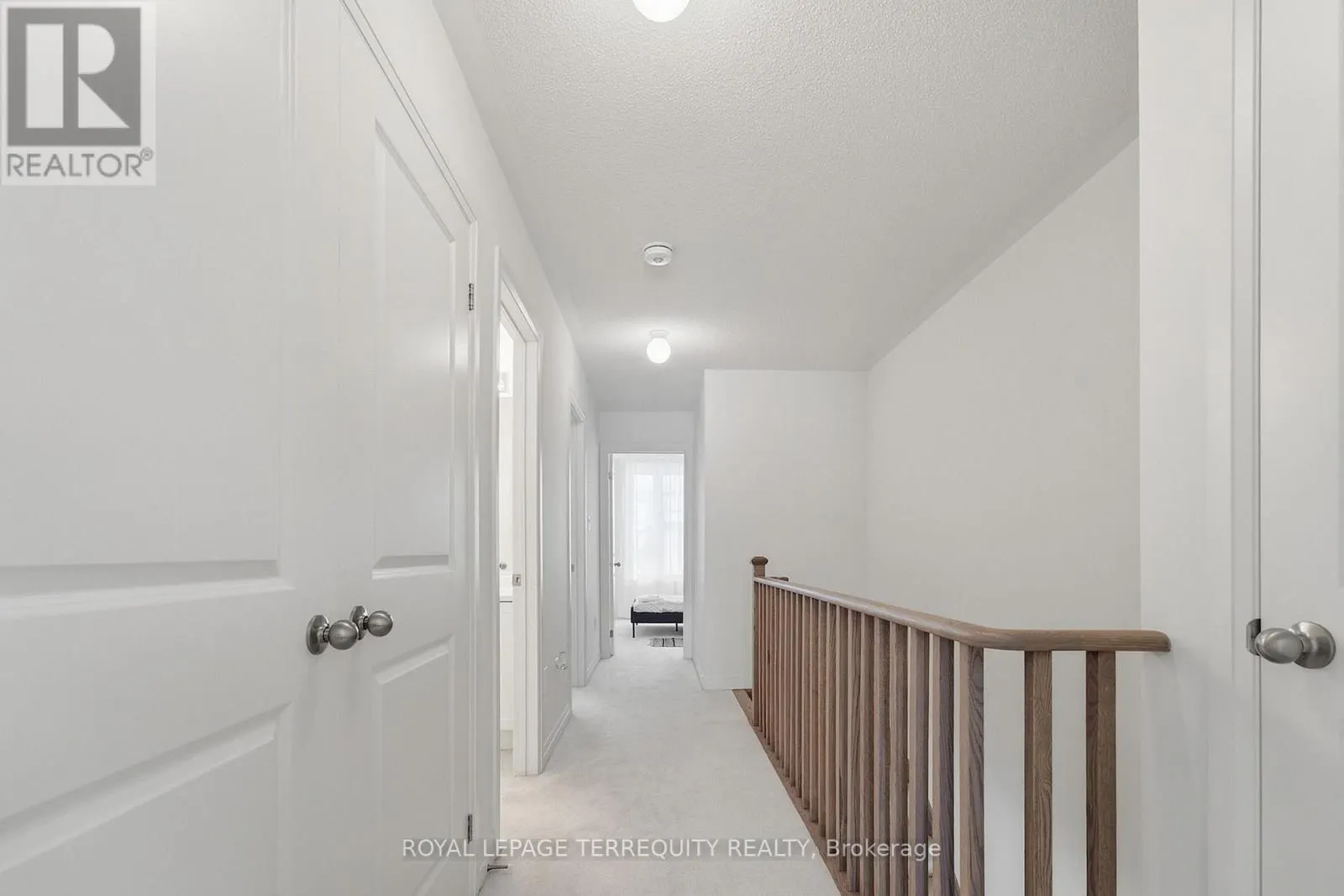 129 SAILORS LANDING