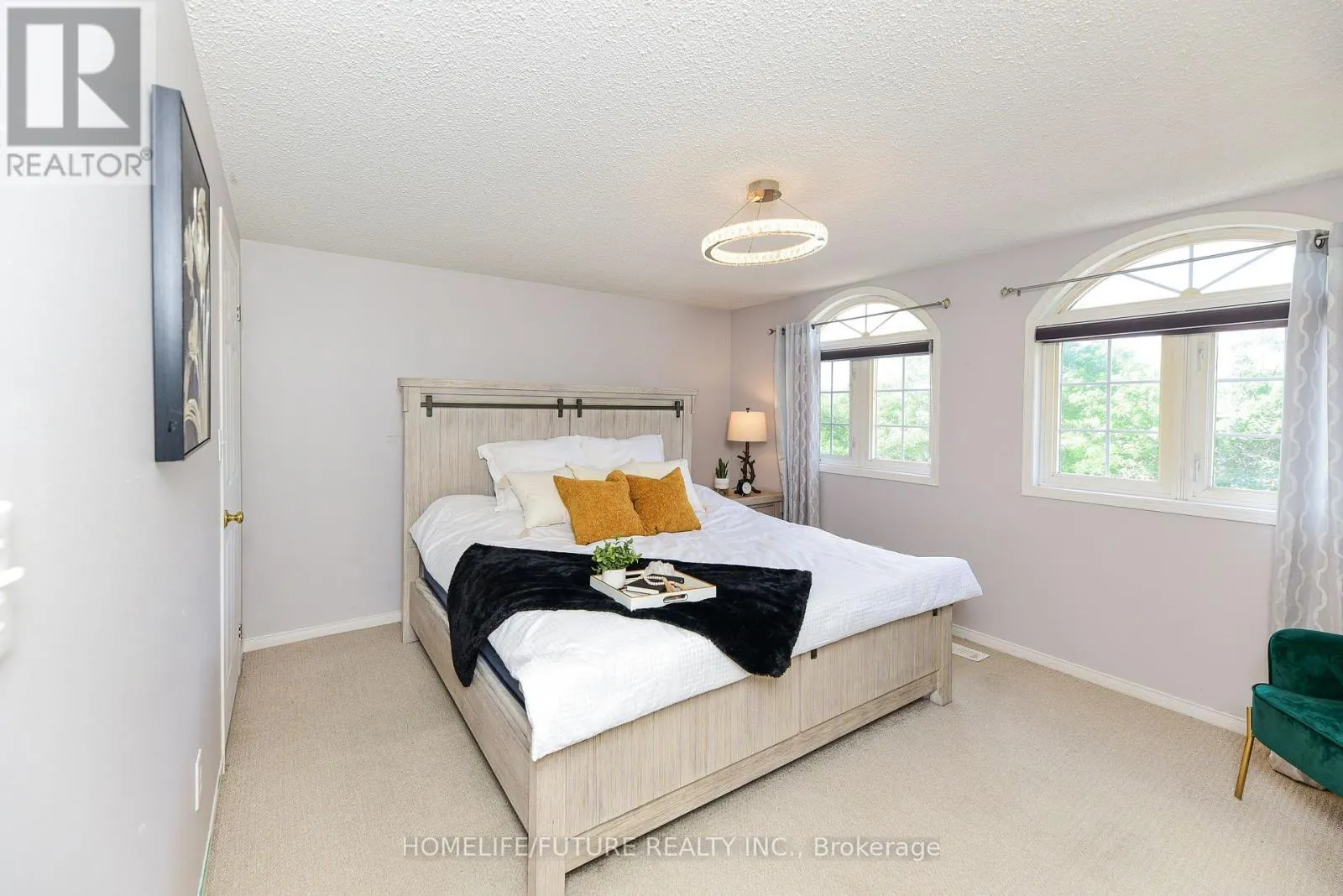 1404 TROWBRIDGE DRIVE