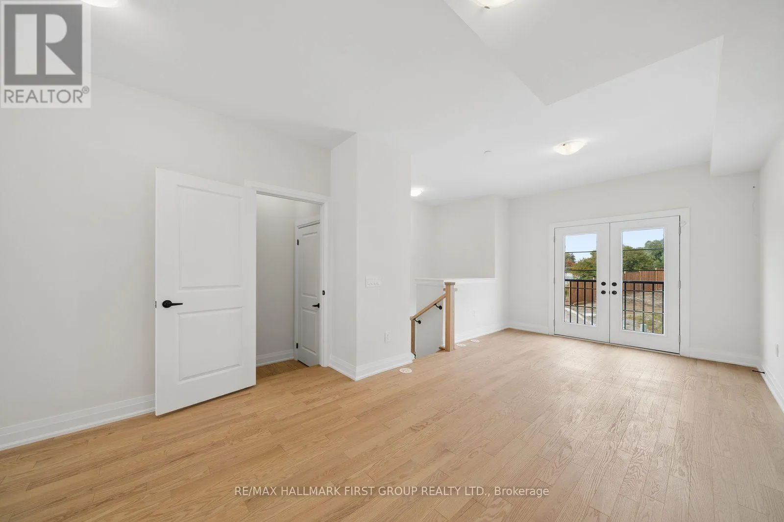 11 MARRET LANE