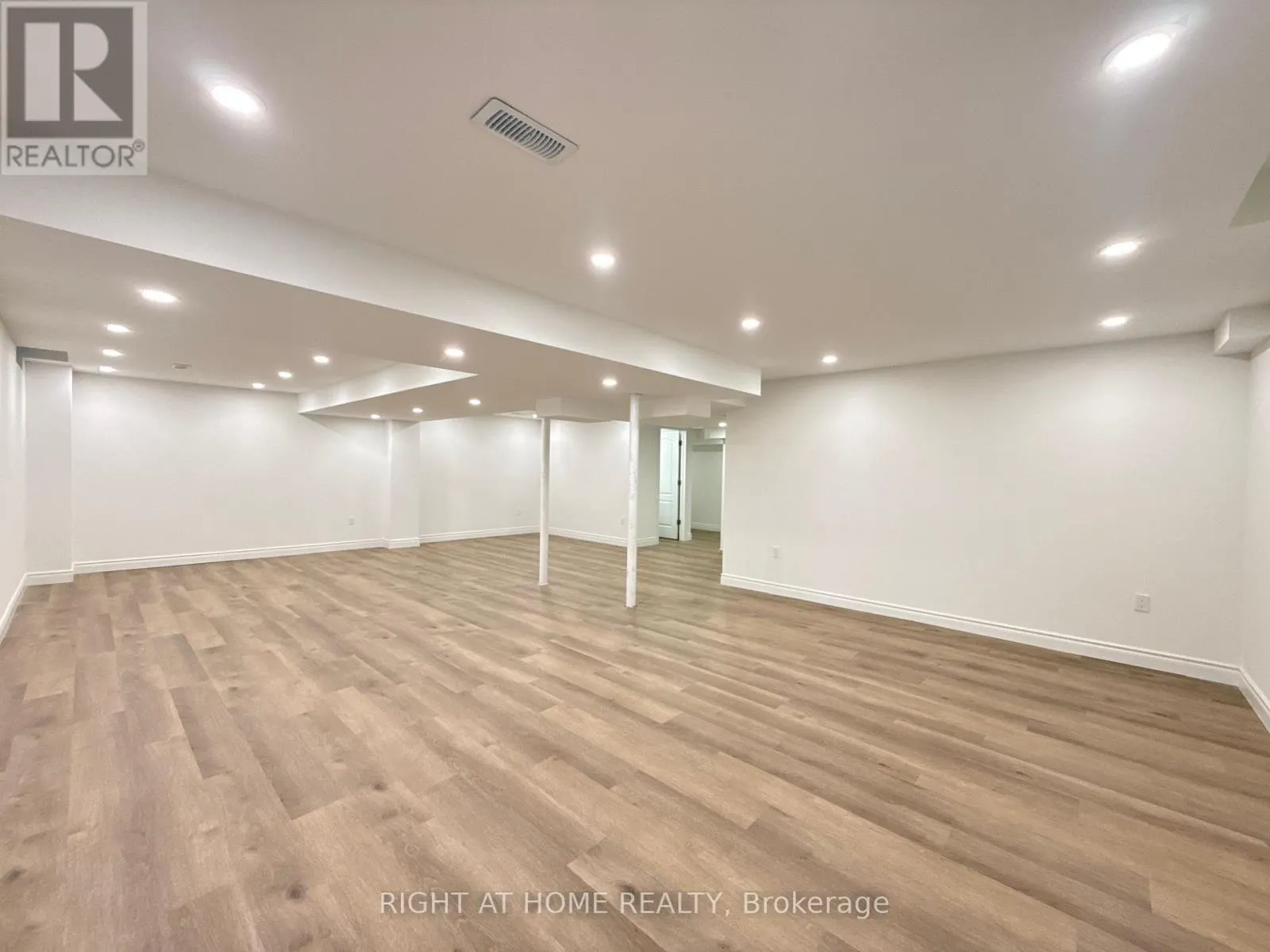 1 CAMPVIEW STREET