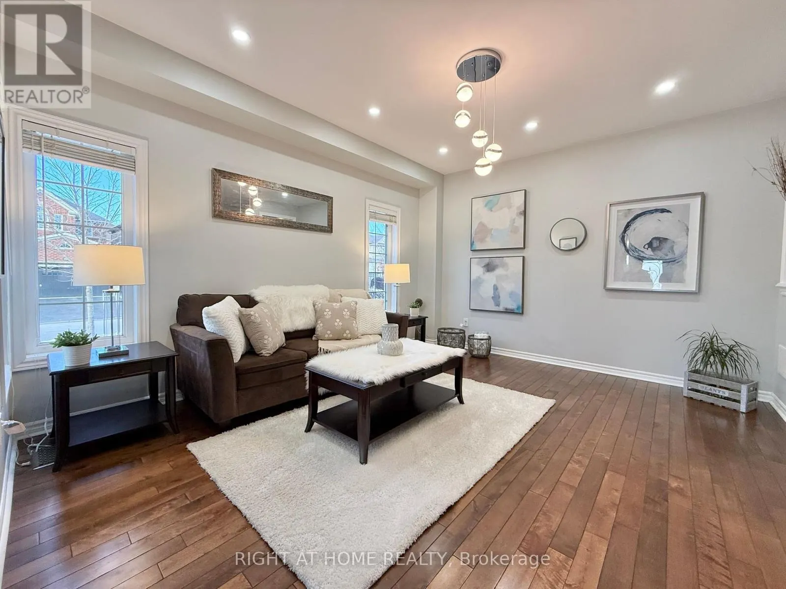 1 CAMPVIEW STREET
