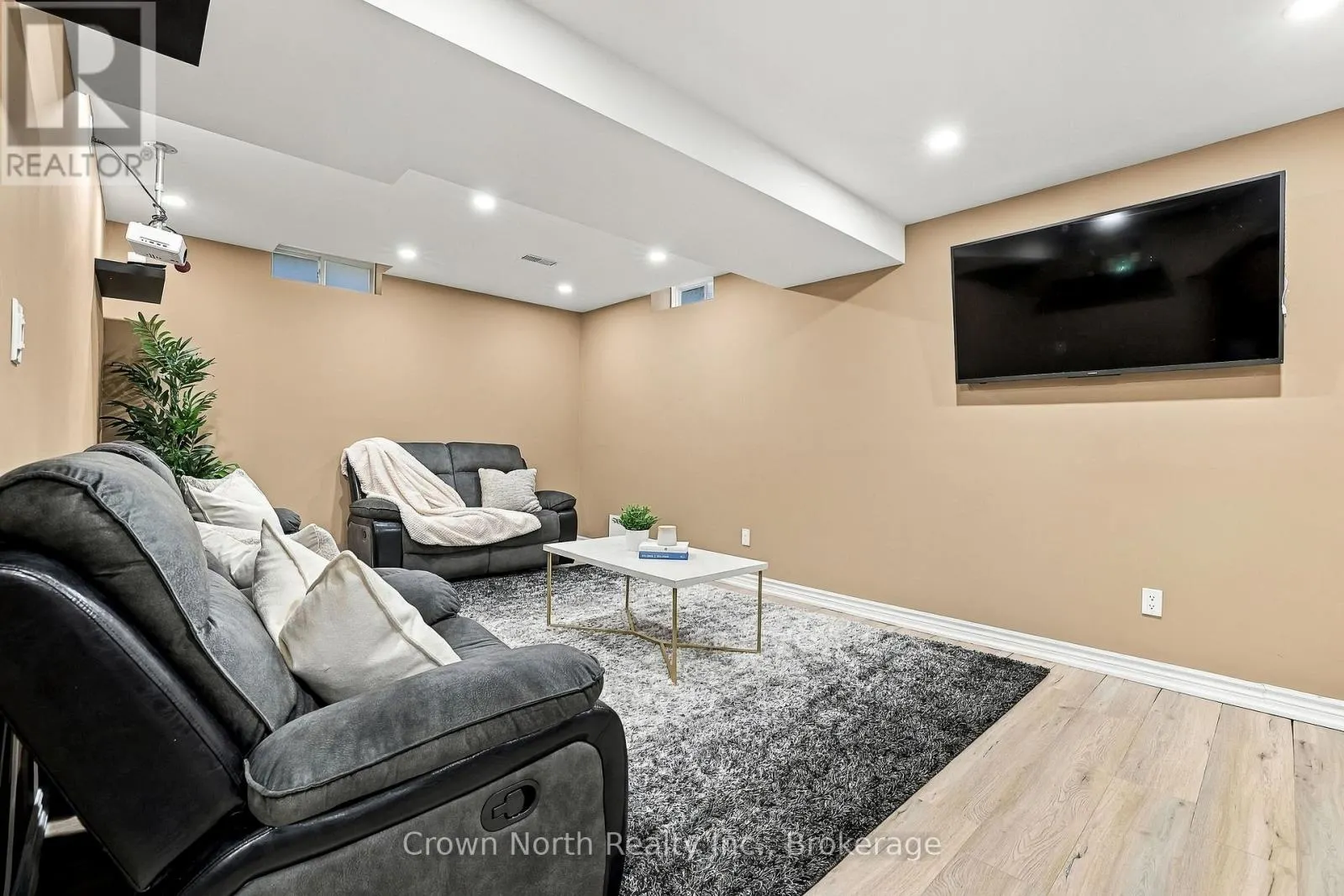 515 ORMOND DRIVE