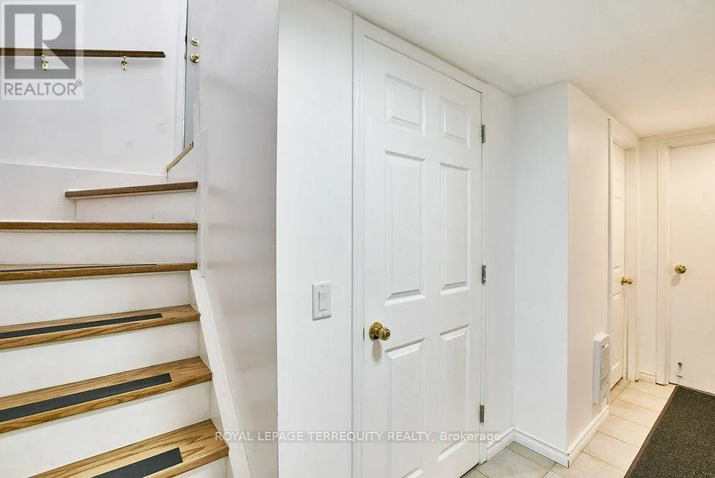 LOWER - 304 PALMERSTON AVENUE