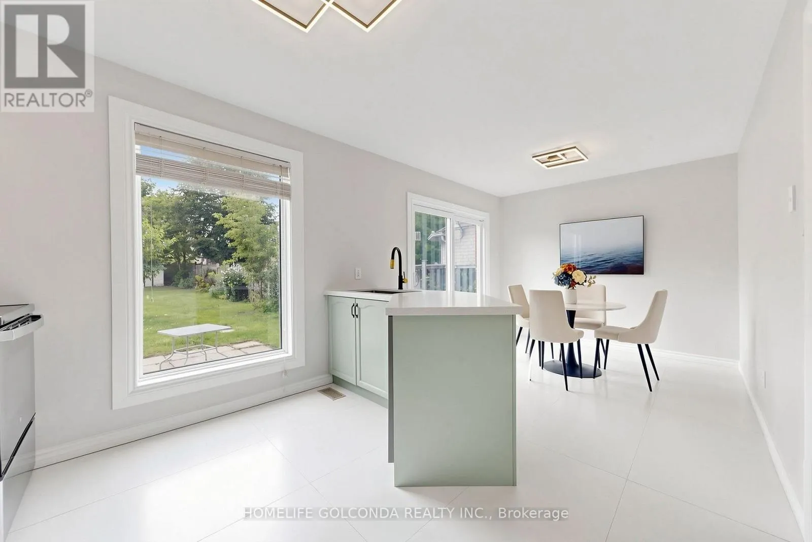 1704 CANADORE CRESCENT