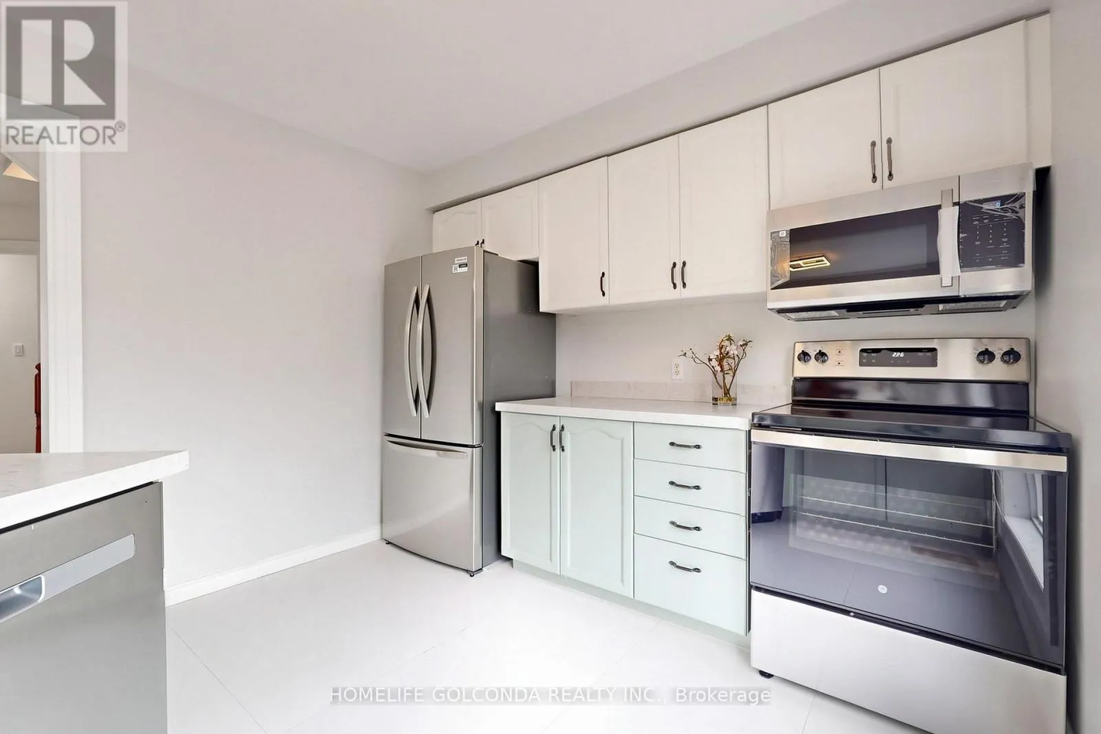 1704 CANADORE CRESCENT