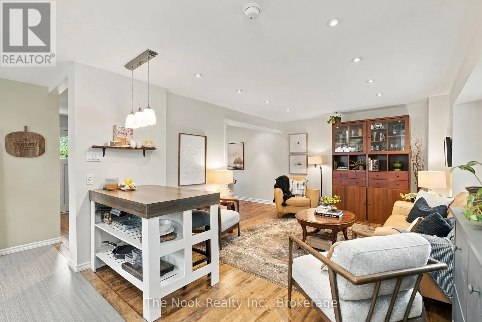 120 ADMIRAL ROAD