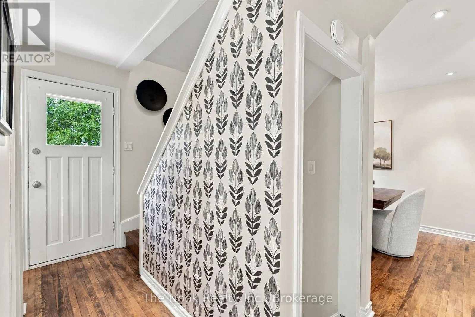 120 ADMIRAL ROAD