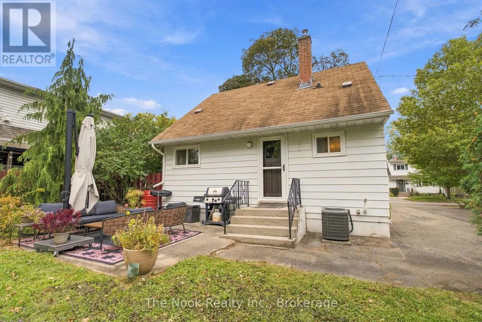 120 ADMIRAL ROAD