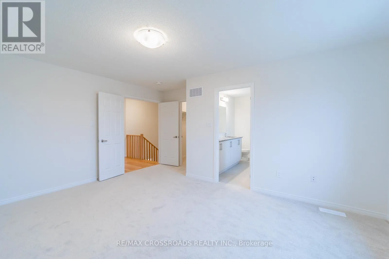 332 CORONATION ROAD