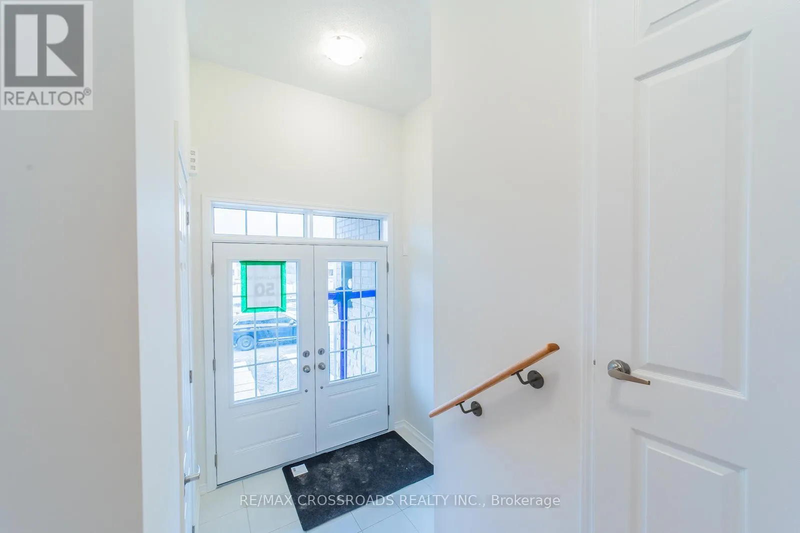 332 CORONATION ROAD