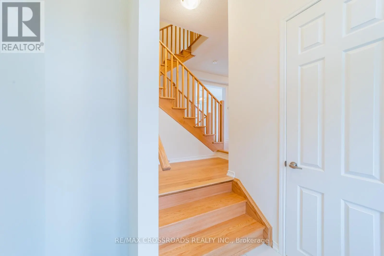 332 CORONATION ROAD