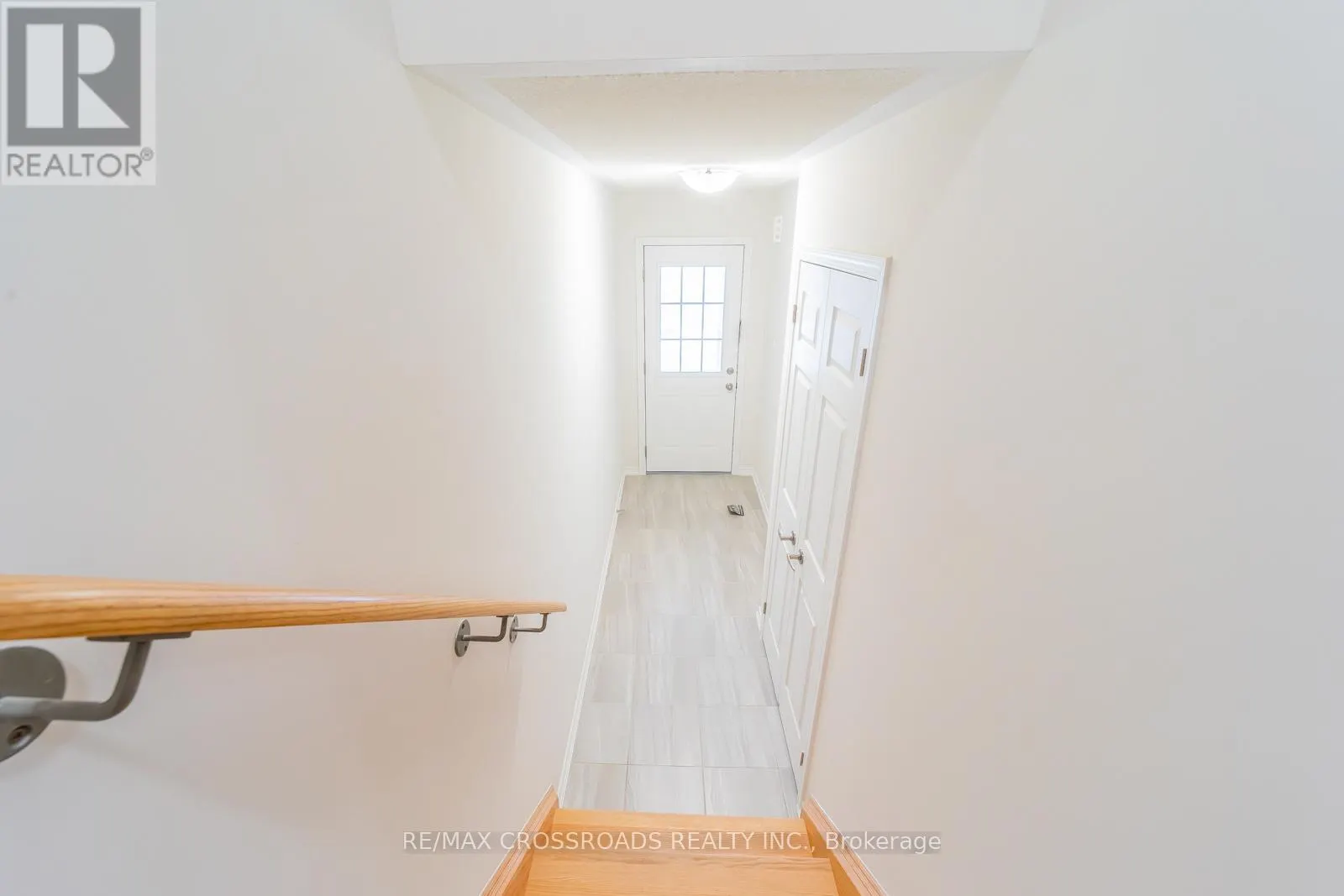 332 CORONATION ROAD