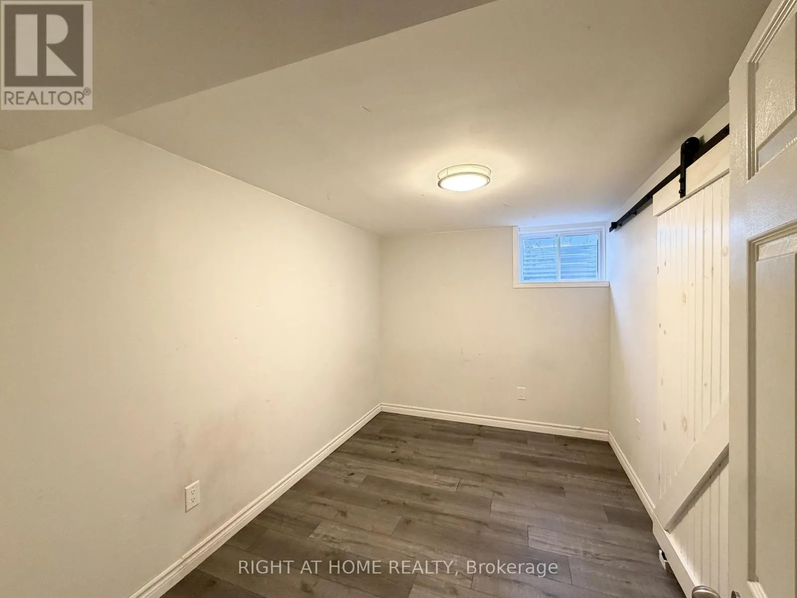 LOWER - 214 GREENWOOD AVENUE