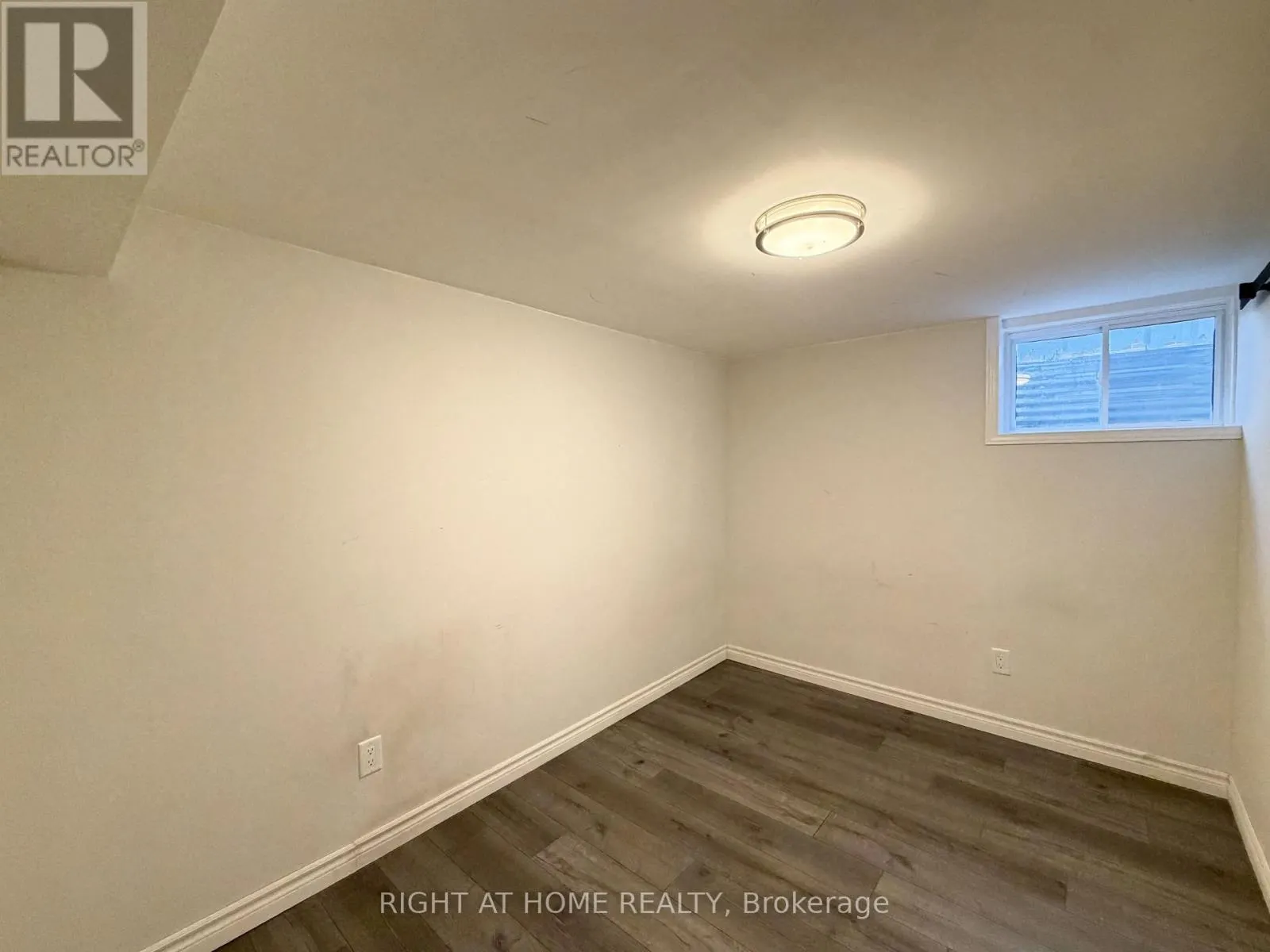 LOWER - 214 GREENWOOD AVENUE