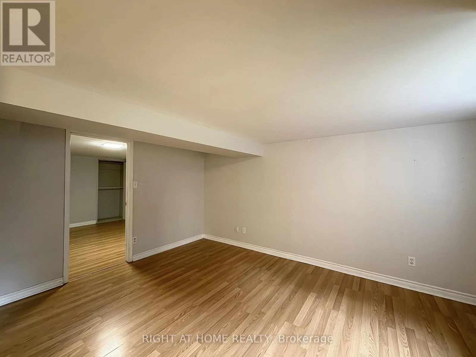 LOWER - 214 GREENWOOD AVENUE