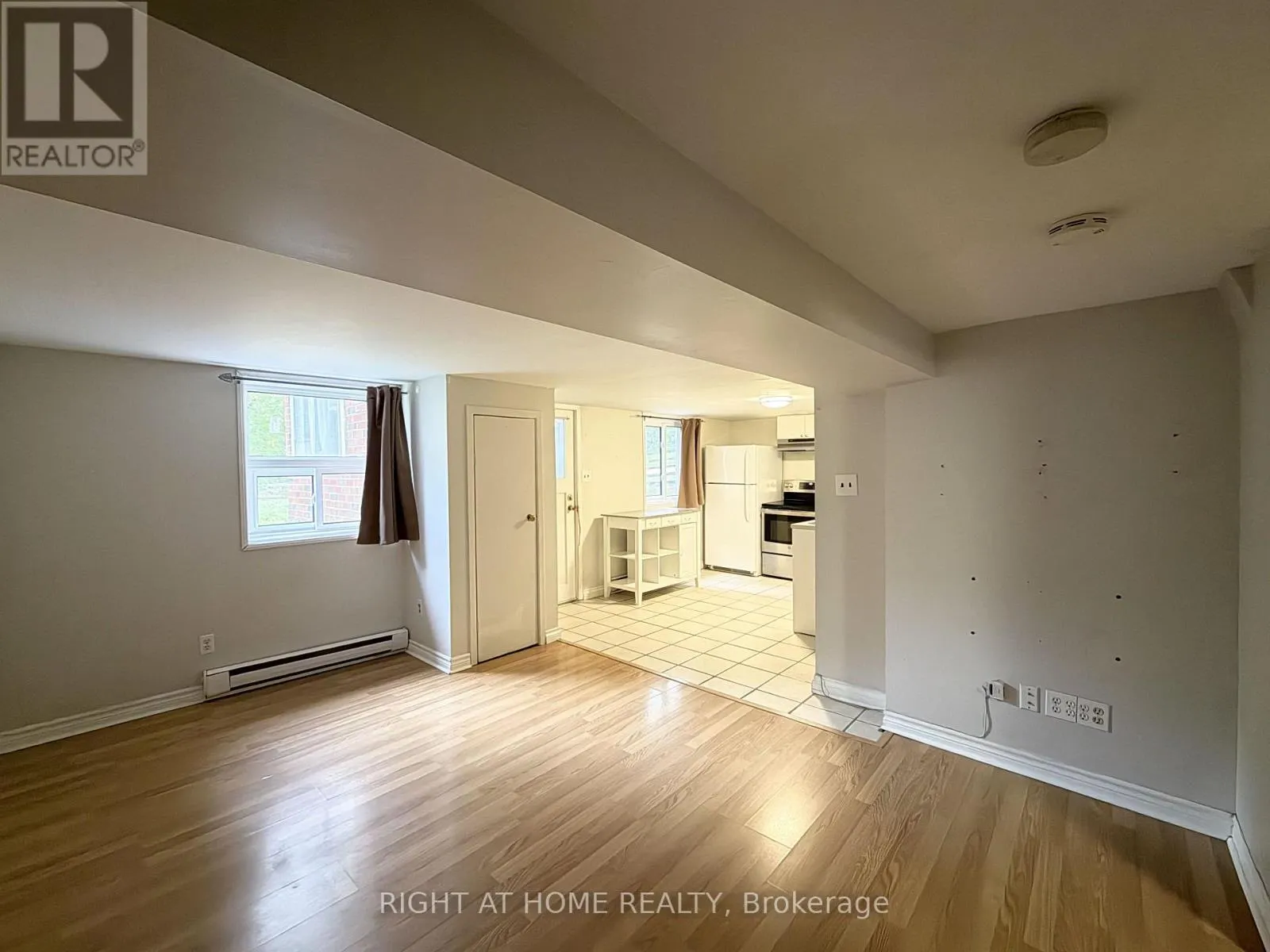 LOWER - 214 GREENWOOD AVENUE