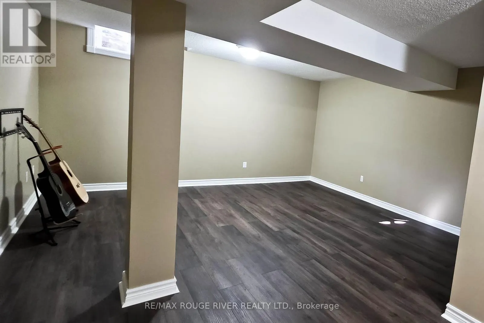 6 KNOTTY PINE DRIVE
