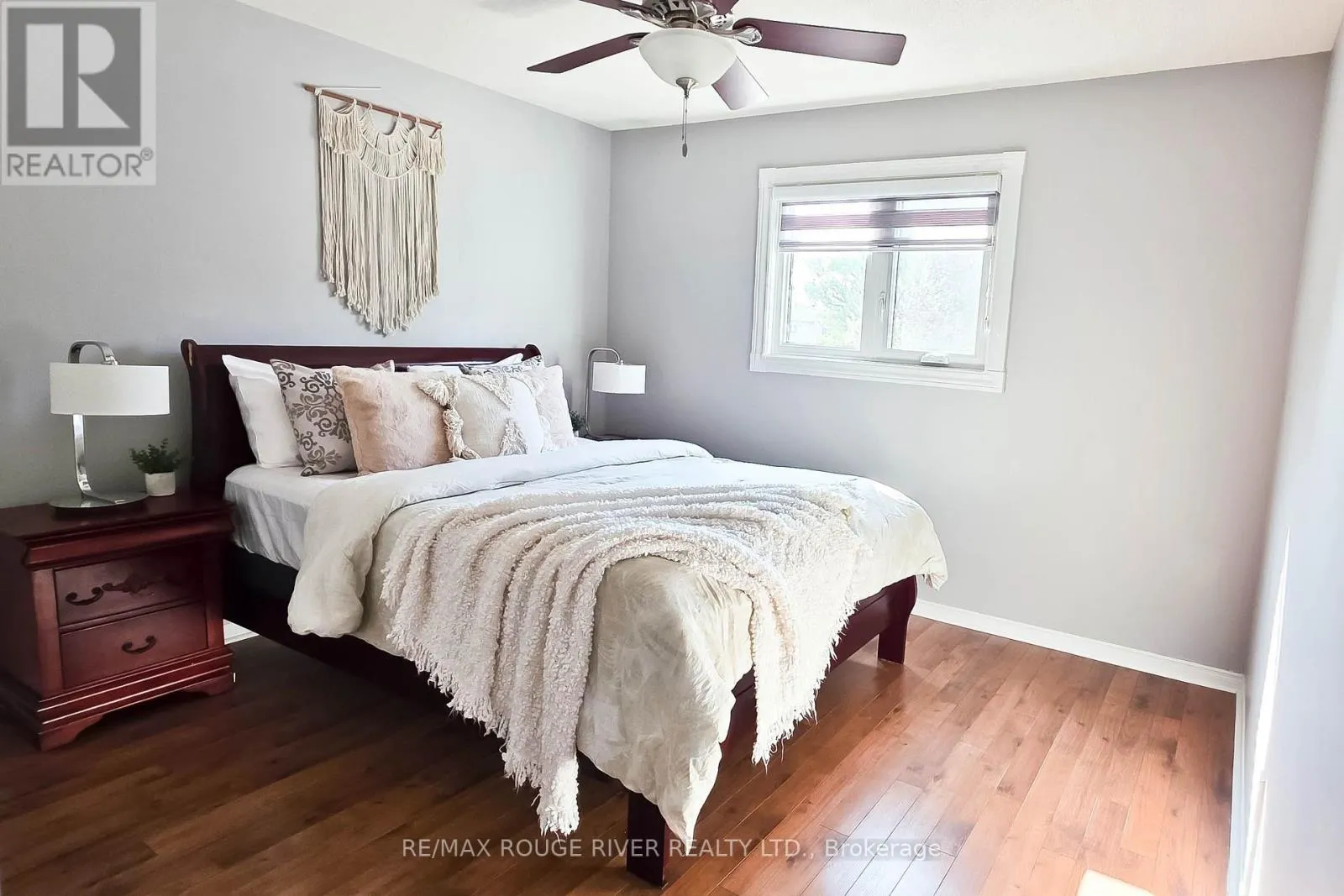 6 KNOTTY PINE DRIVE
