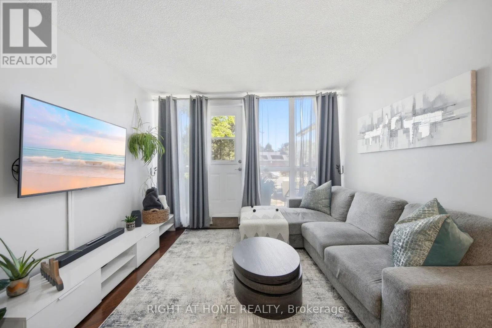 108 - 2 WESTNEY ROAD N