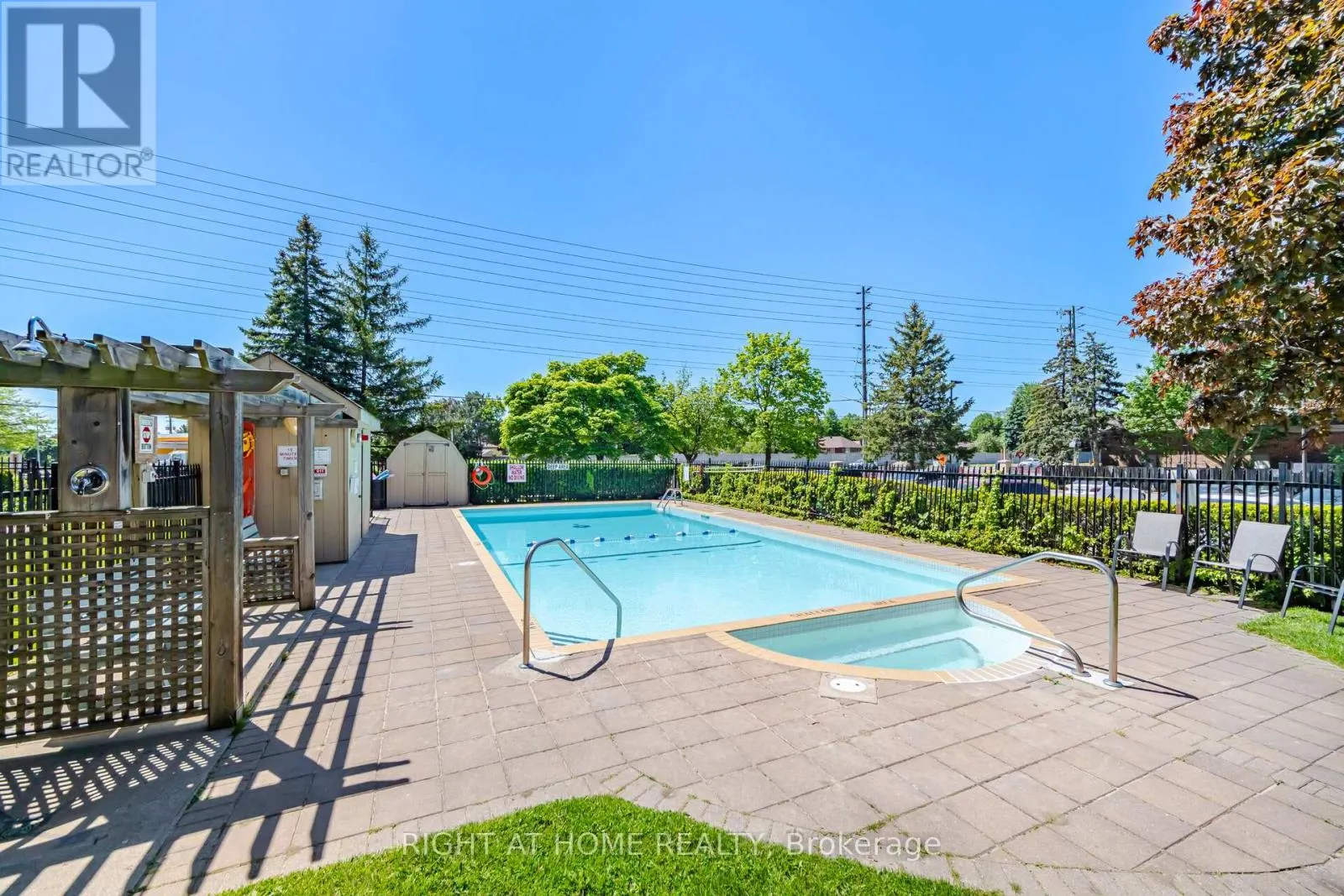 108 - 2 WESTNEY ROAD N