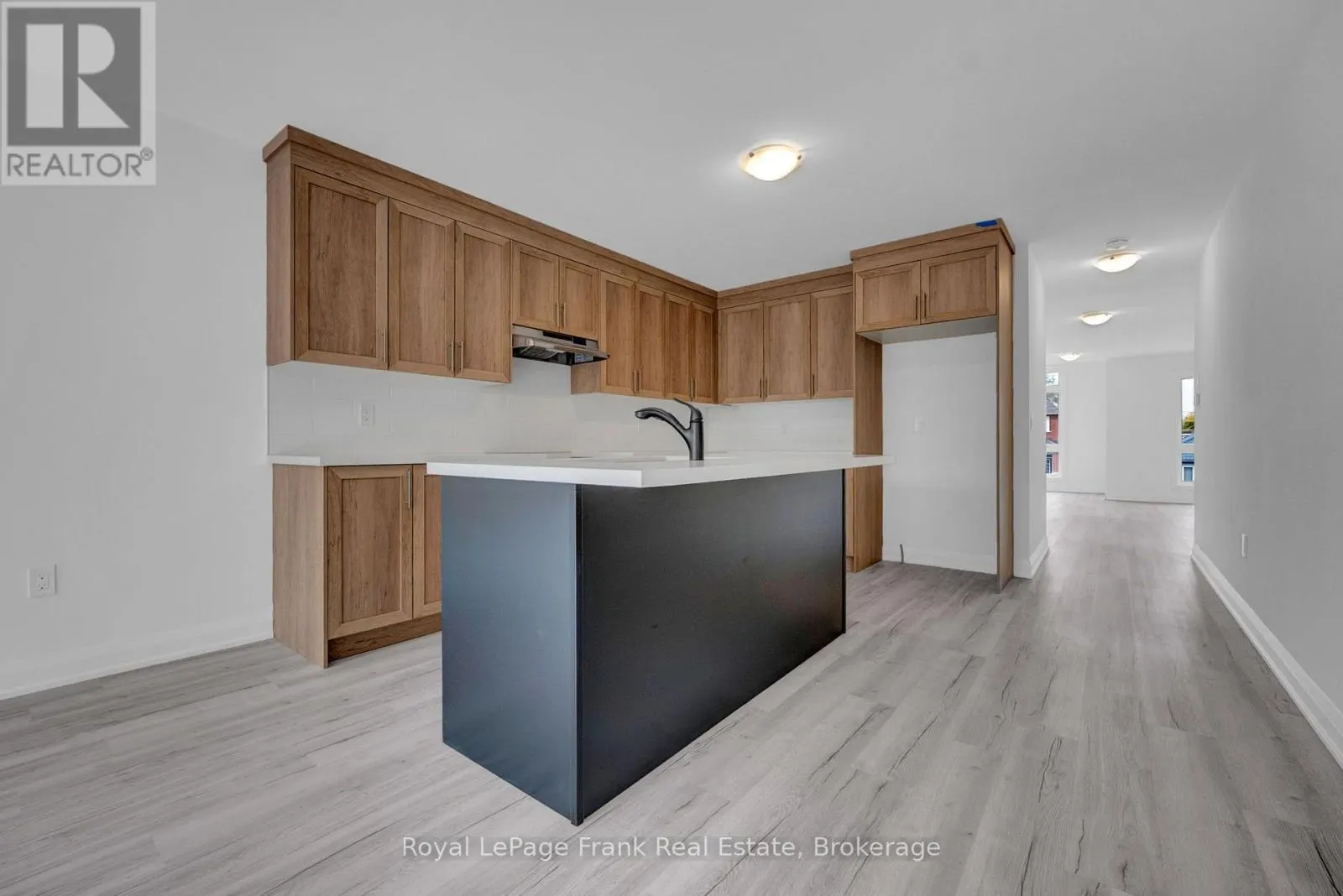 321 ANDERSON AVENUE