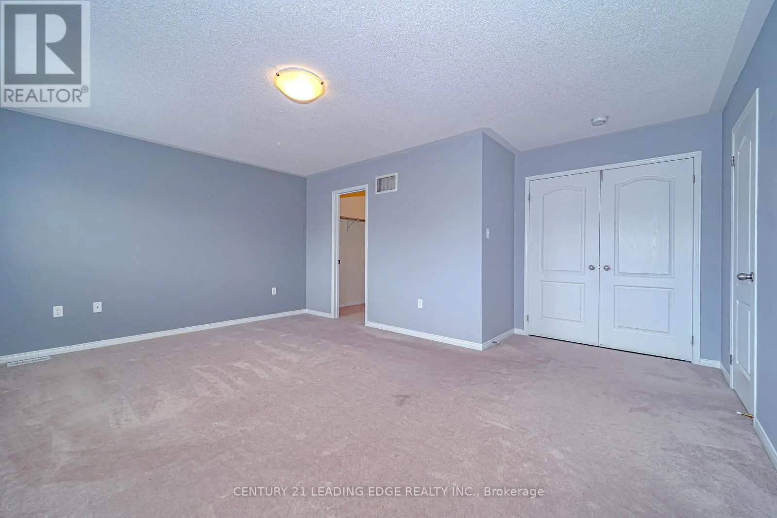 1943 ARBORWOOD DRIVE