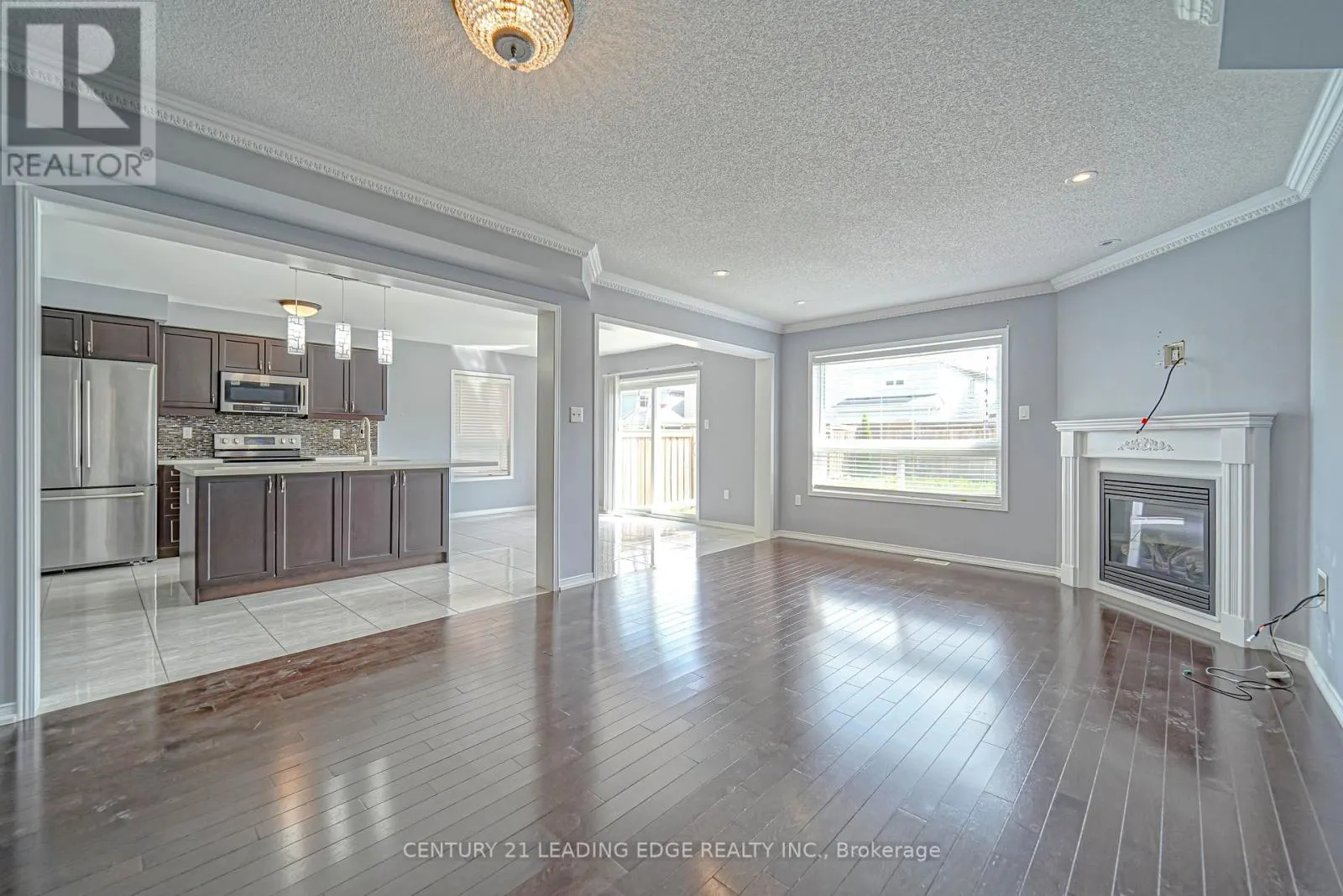 1943 ARBORWOOD DRIVE